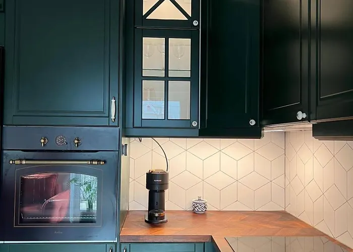 Modern 3 Bedroom Posnania, Sowia 1st, Malta Apartment *